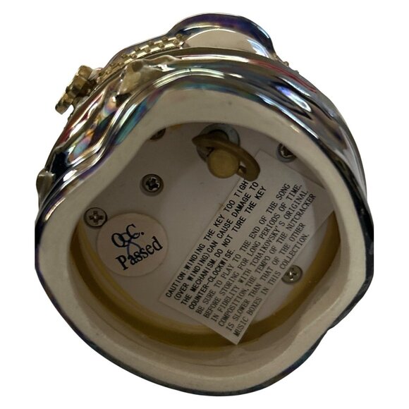 Porcelain Nutcracker-Themed Music Box With Dancing Couples Scene - Picture 4 of 7